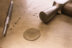 Préparation à l'ouvertue des bras d'une roue